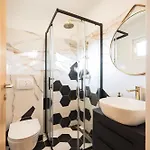 Apartment Della *