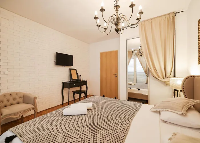 Della Апартаменты